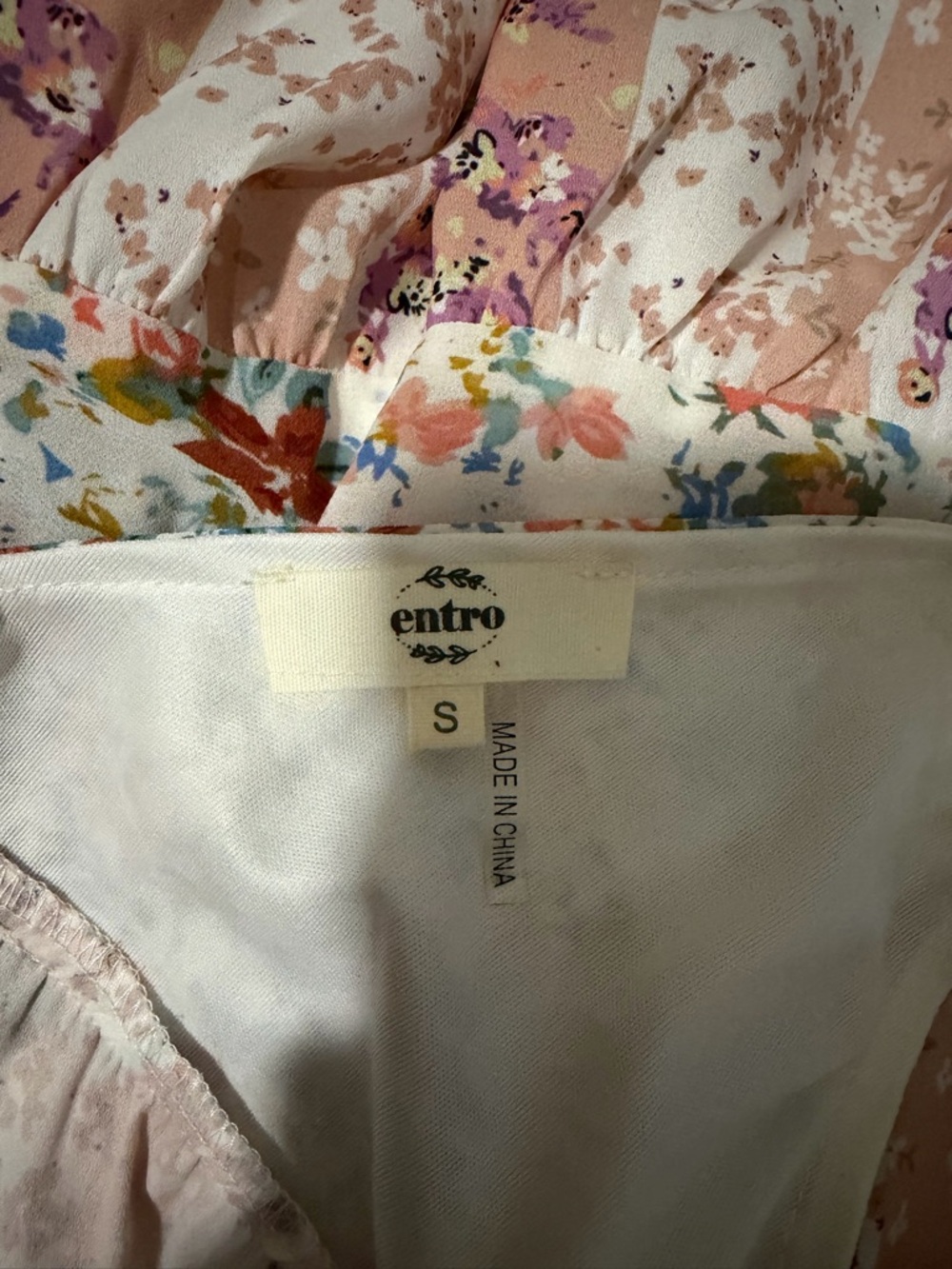 Boutique Pink Floral Print Blouse - Picture 3 of 3